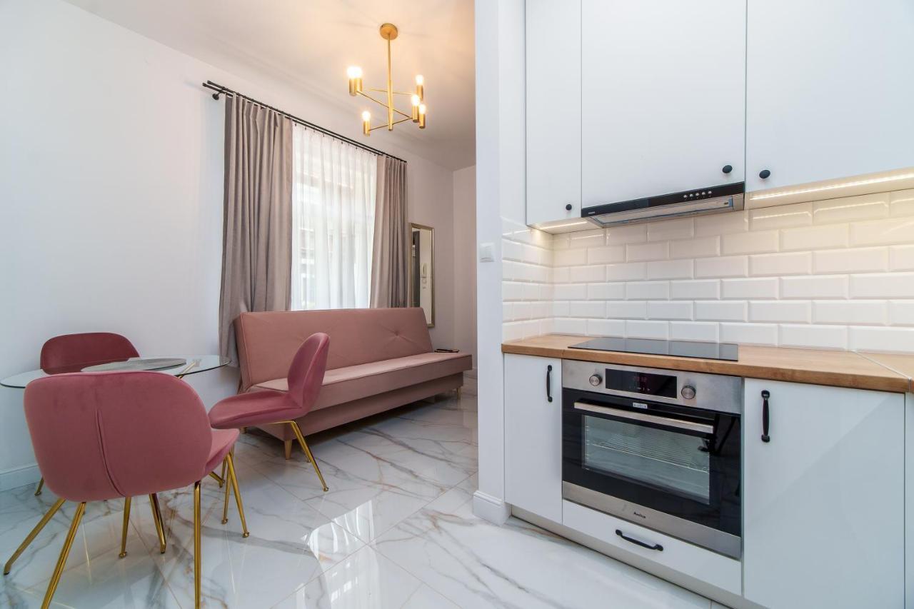 Rint - Zlota 8 Aparthotel เบียวิสตอก ภายนอก รูปภาพ